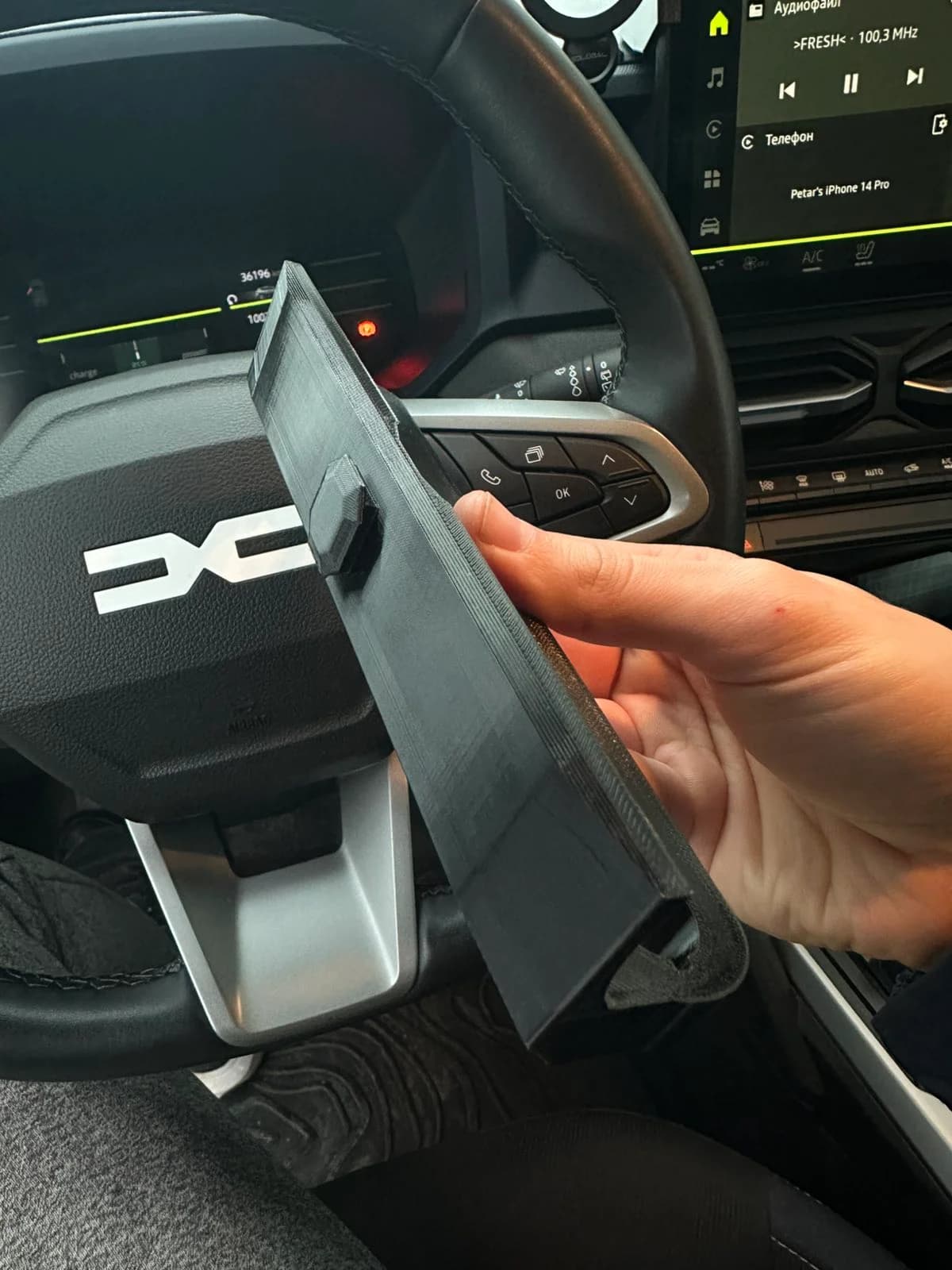 Стойка / органайзер за облегалката на седалката за Dacia Duster 3