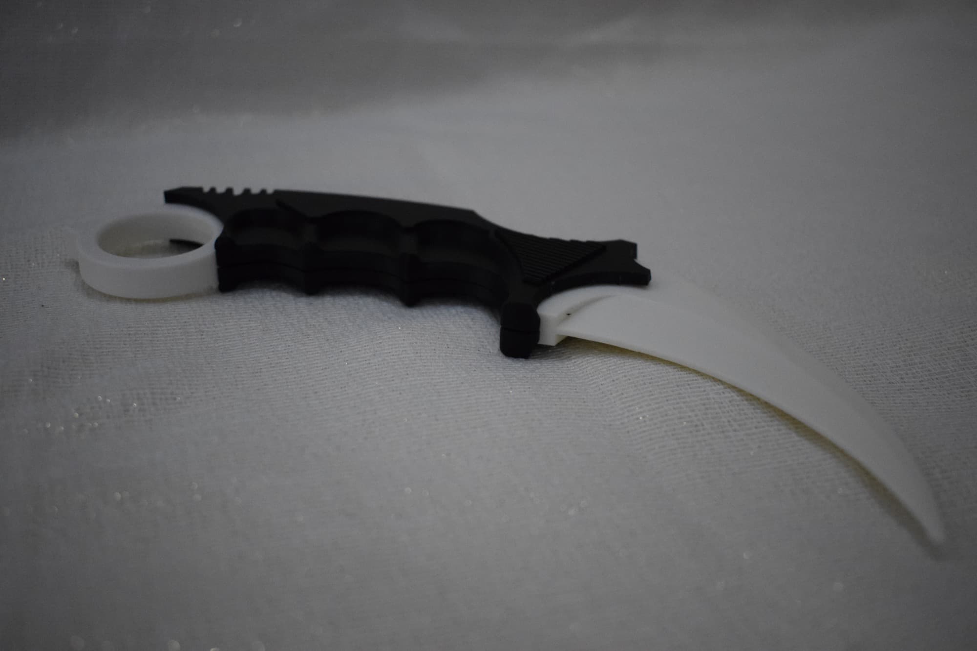Играчка нож (Karambit)
